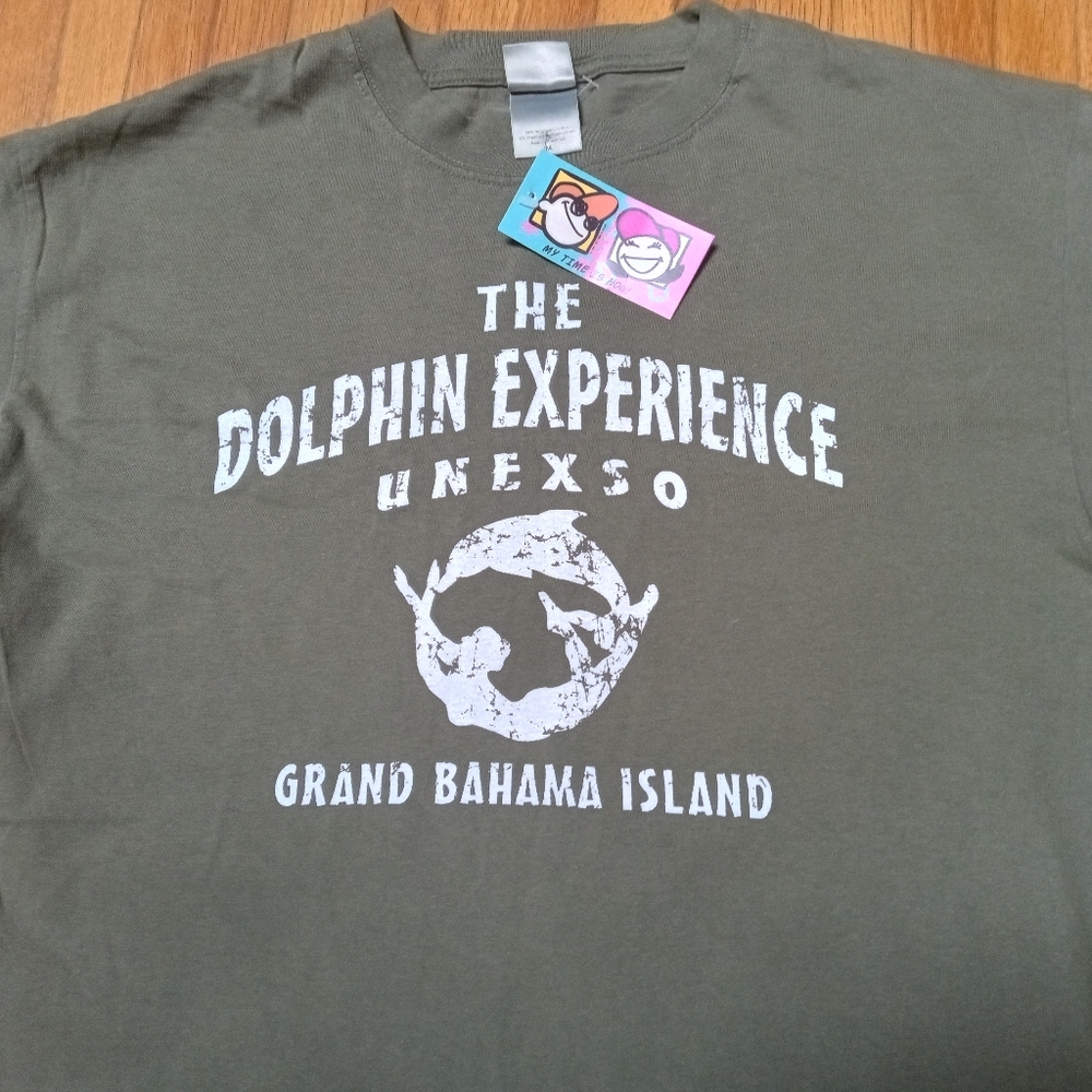 Dolphin Experience Unexso Grand Bahamas Medium Green T-shirt
